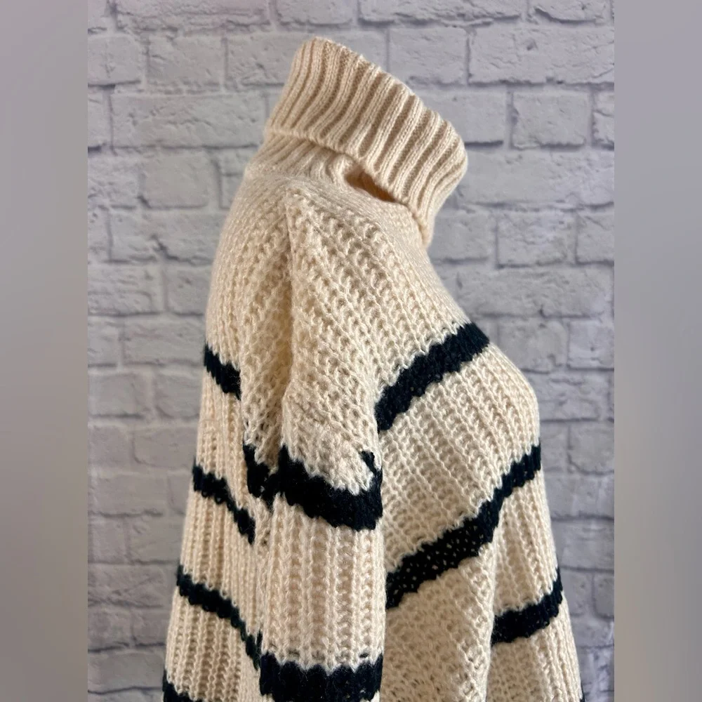 Handmade Turtleneck Pullover Sweater Cream Black Striped Oversized Cozy Casual - Picture 7 of 12